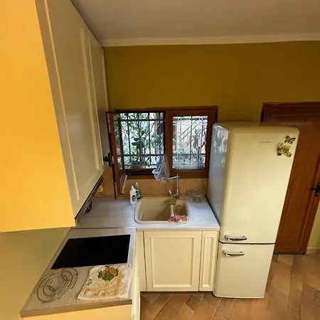 The Old Town Hideaway Apartman *